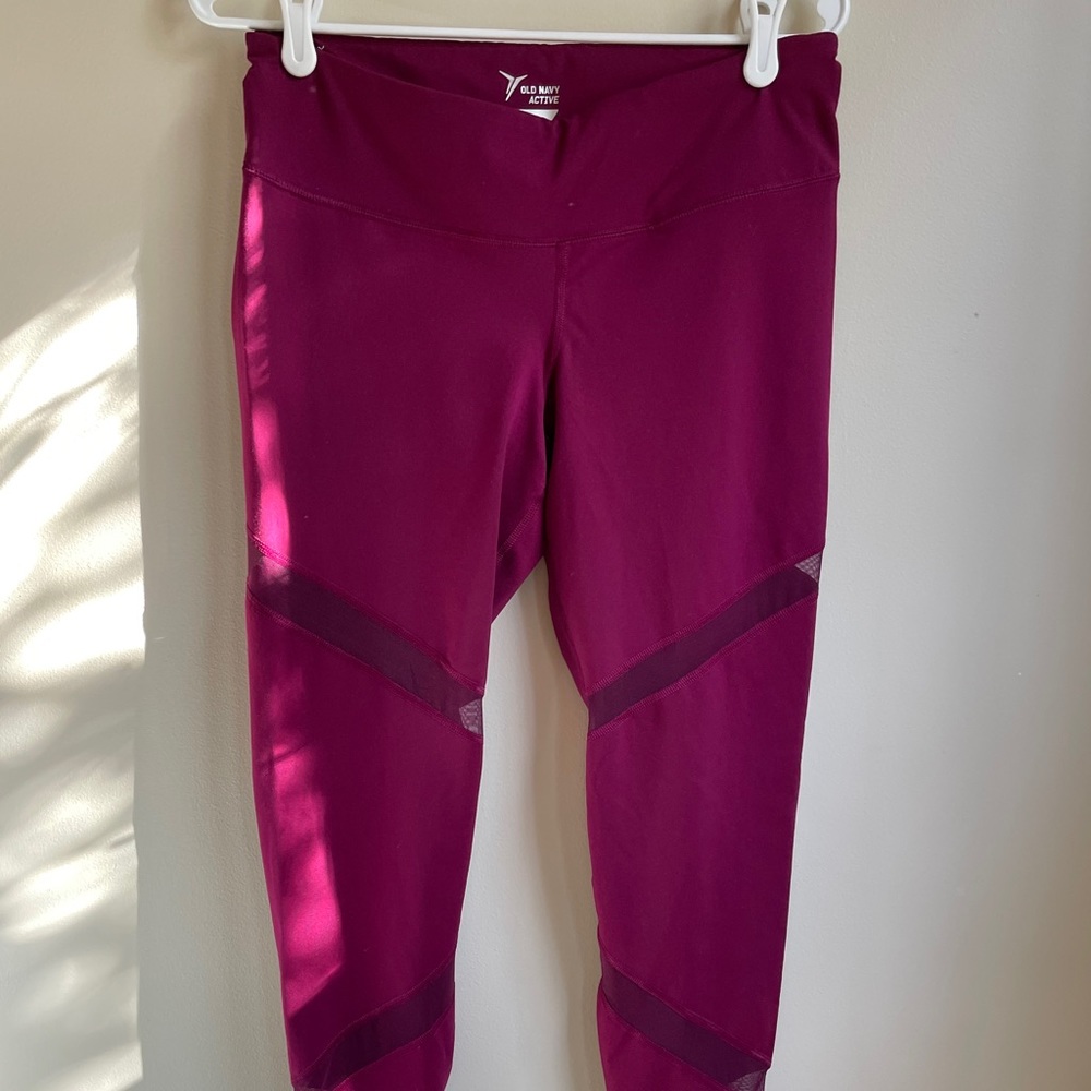 Old Navy Active leggings